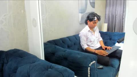 mattfiore online show from February 14, 8:00 pm