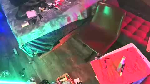 Snapshot of mattiedee369 chatting on October 10, 5:13 am mattiedee369 online show from October 10, 5:13 am