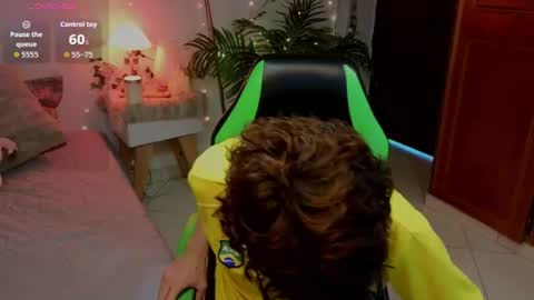 matty_spark online show from June 15, 1:36 pm