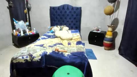 Snapshot of mature_bigboobs__ chatting on September 30, 7:13 pm mature_bigboobs__ online show from September 30, 7:13 pm