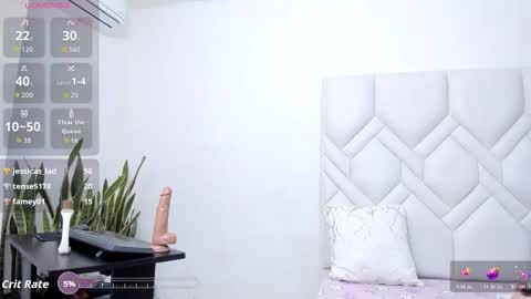 ISABEL online show from December 16, 9:32 pm