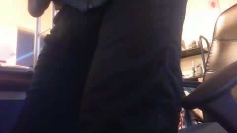 Maturedaddi online show from December 18, 2:28 pm