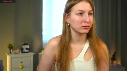 maureencoombs online show from March 21, 10:42 am