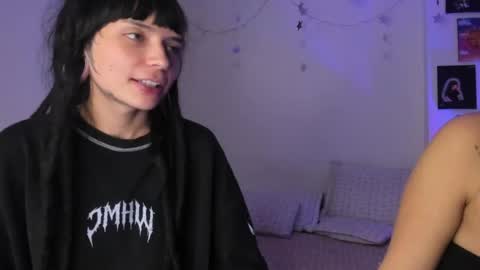 mavimist_ online show from August 5, 1:13 am