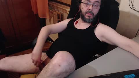 Max online show from February 27, 6:53 pm