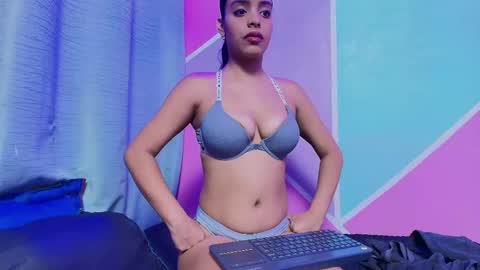 Max  Ashley online show from April 16, 2:06 pm