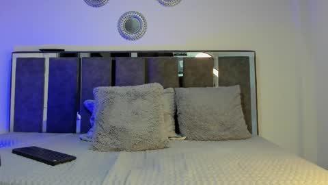 Max online show from November 1, 11:42 am