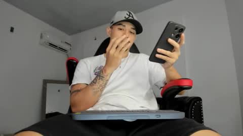 max_jowel online show from January 8, 3:34 am