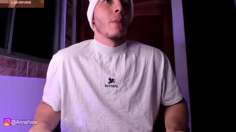 max_valiant1 online show from January 13, 4:31 am