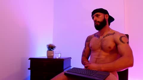 Snapshot of max_xl_ chatting on February 19, 12:46 am max_xl_ online show from February 19, 12:46 am
