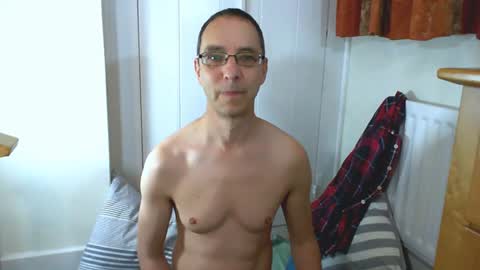 Max Davies online show from June 25, 9:58 am