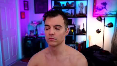 Max Hughes online show from November 29, 3:03 am