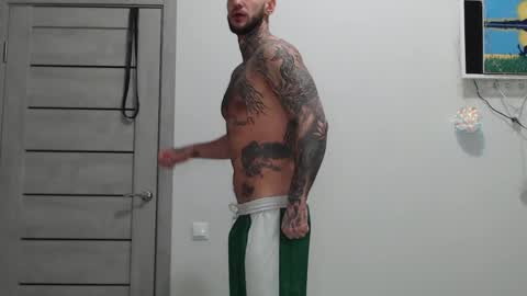 Maximus Fox online show from April 7, 7:10 am