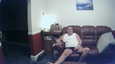 Snapshot of maxi_johnes chatting on March 7, 10:21 pm MAX online show from March 7, 10:21 pm