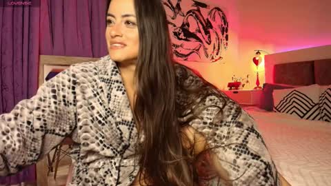 Max online show from March 7, 11:10 am