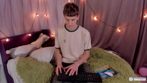 maxim burn online show from February 9, 10:12 pm