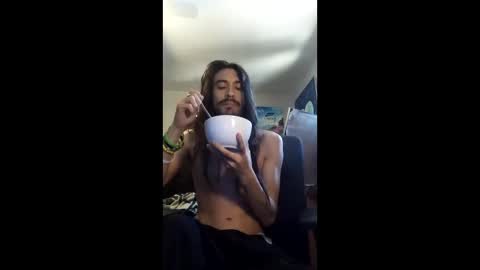maximillianpayan95 online show from April 28, 8:13 pm