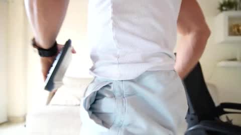 Sebastian online show from March 21, 4:44 pm