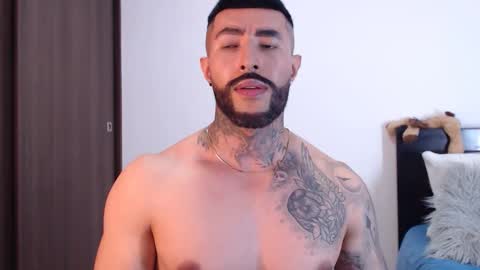 Snapshot of maximus_golden chatting on February 14, 6:34 am Independent Model online show from February 14, 6:34 am