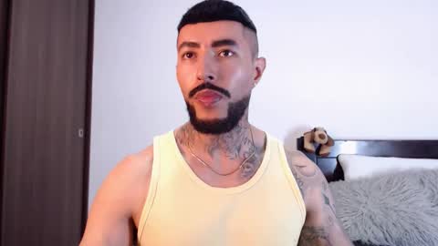Snapshot of maximus_golden chatting on March 4, 3:00 am Independent Model online show from March 4, 3:00 am
