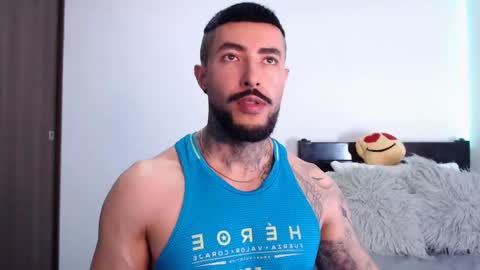 Snapshot of maximus_golden chatting on March 10, 12:39 am Independent Model online show from March 10, 12:39 am