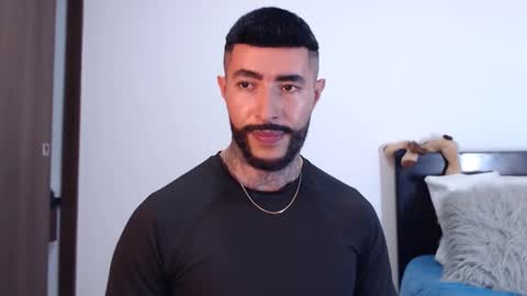 Snapshot of maximus_golden chatting on February 13, 5:05 am Independent Model online show from February 13, 5:05 am