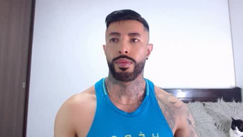 Independent Model online show from January 13, 4:42 am