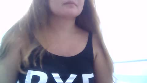 Maxine Wise online show from May 13, 9:02 pm