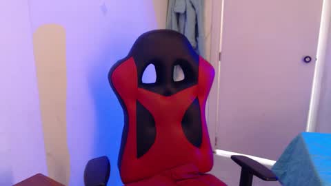 maxinesex_ online show from February 18, 1:44 pm