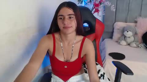 Snapshot of maxinesex_ chatting on October 2, 2:16 pm maxinesex_ online show from October 2, 2:16 pm