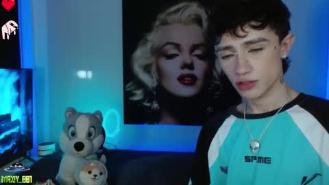 Max online show from January 10, 8:51 am