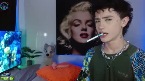 Max online show from November 27, 2:52 am