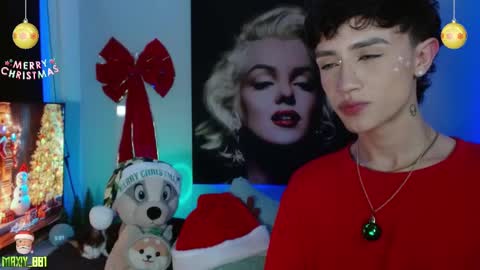 Max online show from December 21, 8:39 am