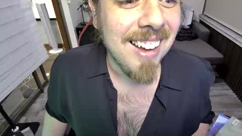 Max online show from March 9, 3:00 am