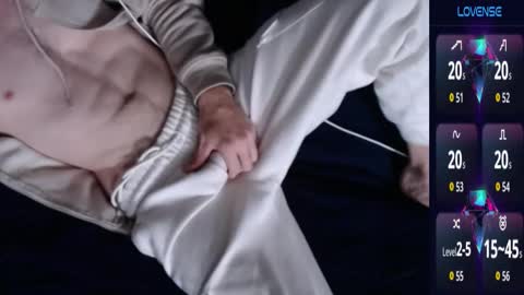 MaxRouger online show from October 23, 6:31 pm