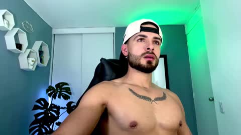 Maxi online show from October 29, 1:18 am