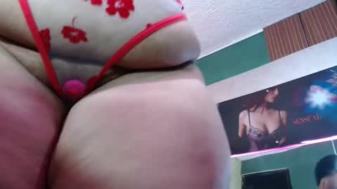 may_fk online show from November 22, 6:45 am