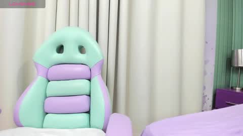 Snapshot of may_fox06 chatting on March 3, 3:32 pm MAY online show from March 3, 3:32 pm