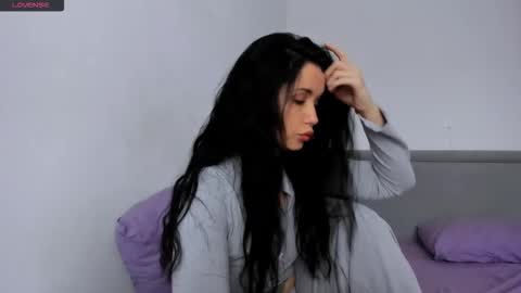 may_xx online show from November 25, 4:11 am