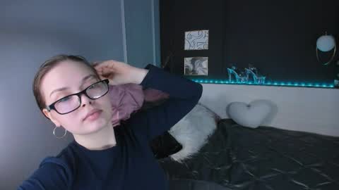 Maya online show from March 27, 1:56 pm