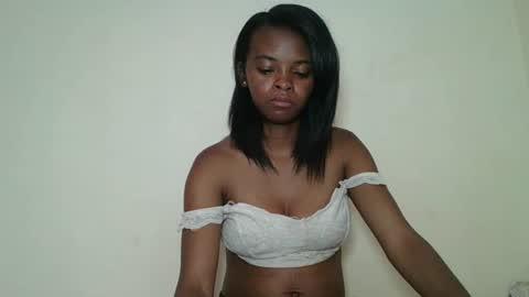 mayalabelle online show from December 19, 1:50 pm