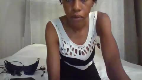 Snapshot of mayan001 chatting on September 22, 8:35 pm mayan online show from September 22, 8:35 pm