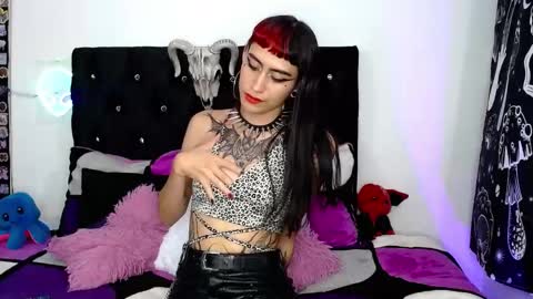 mayaredd online show from February 5, 4:06 am