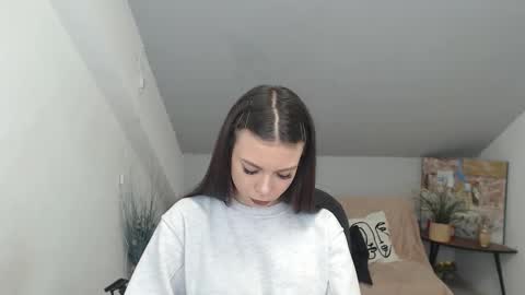 mayawill online show from December 22, 10:27 pm