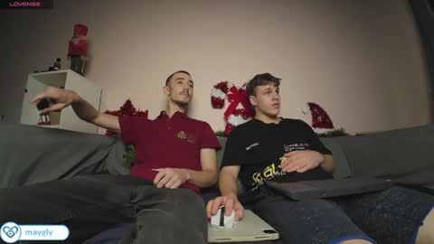 Snapshot of maygly chatting on January 6, 1:30 pm Slava and Alextatto online show from January 6, 1:30 pm