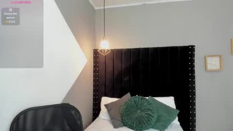 Mayu KIm online show from November 20, 7:44 pm