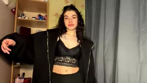 Adel online show from December 20, 5:31 pm