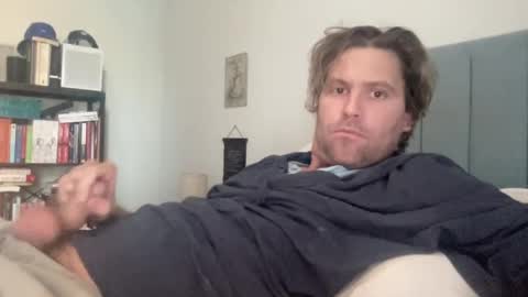 lol online show from December 4, 8:12 pm