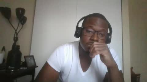 Mark online show from March 3, 10:50 pm