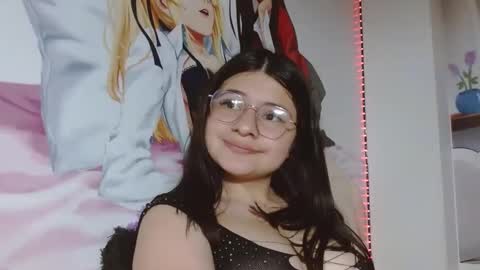 Snapshot of mckennahot303av chatting on March 10, 5:39 pm mackenna av online show from March 10, 5:39 pm